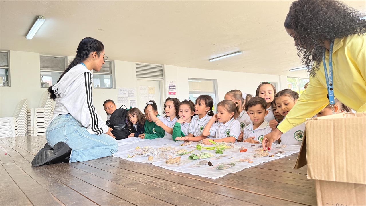 Imagen Medellín fortalece la transmisión de saberes ancestrales en San Cristóbal (4)