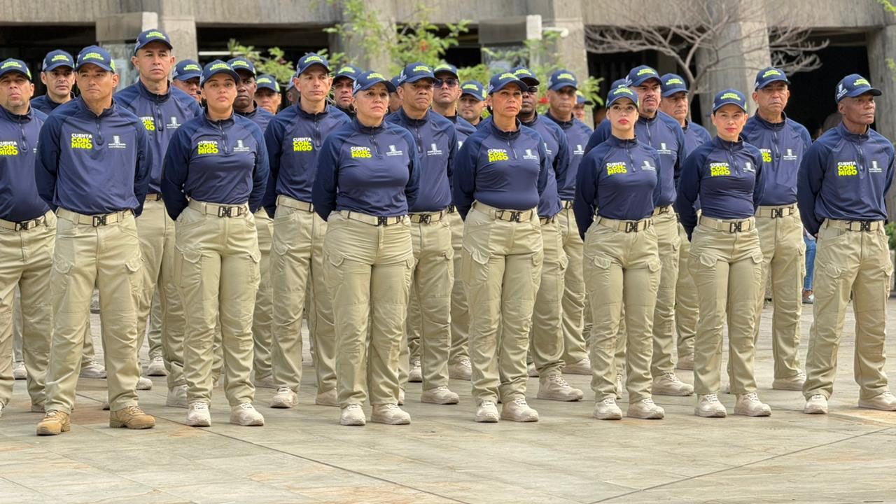 Imagen Medellín rindió homenaje a veteranos de las Fuerzas Militares y la Policía (2)