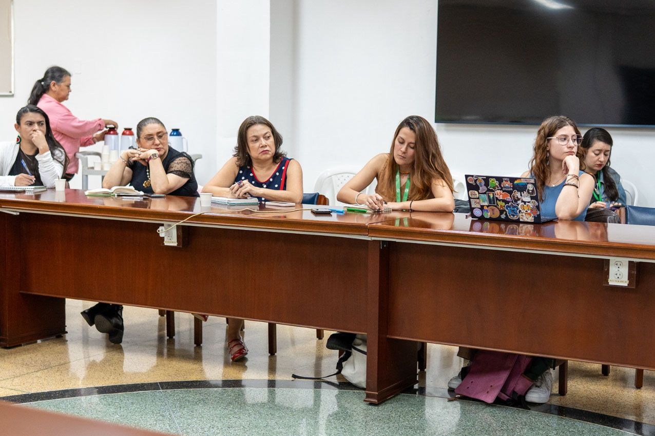 Imagen acciones contra la violencia vicaria, forma de control y dominación hacia las mujeres (1)