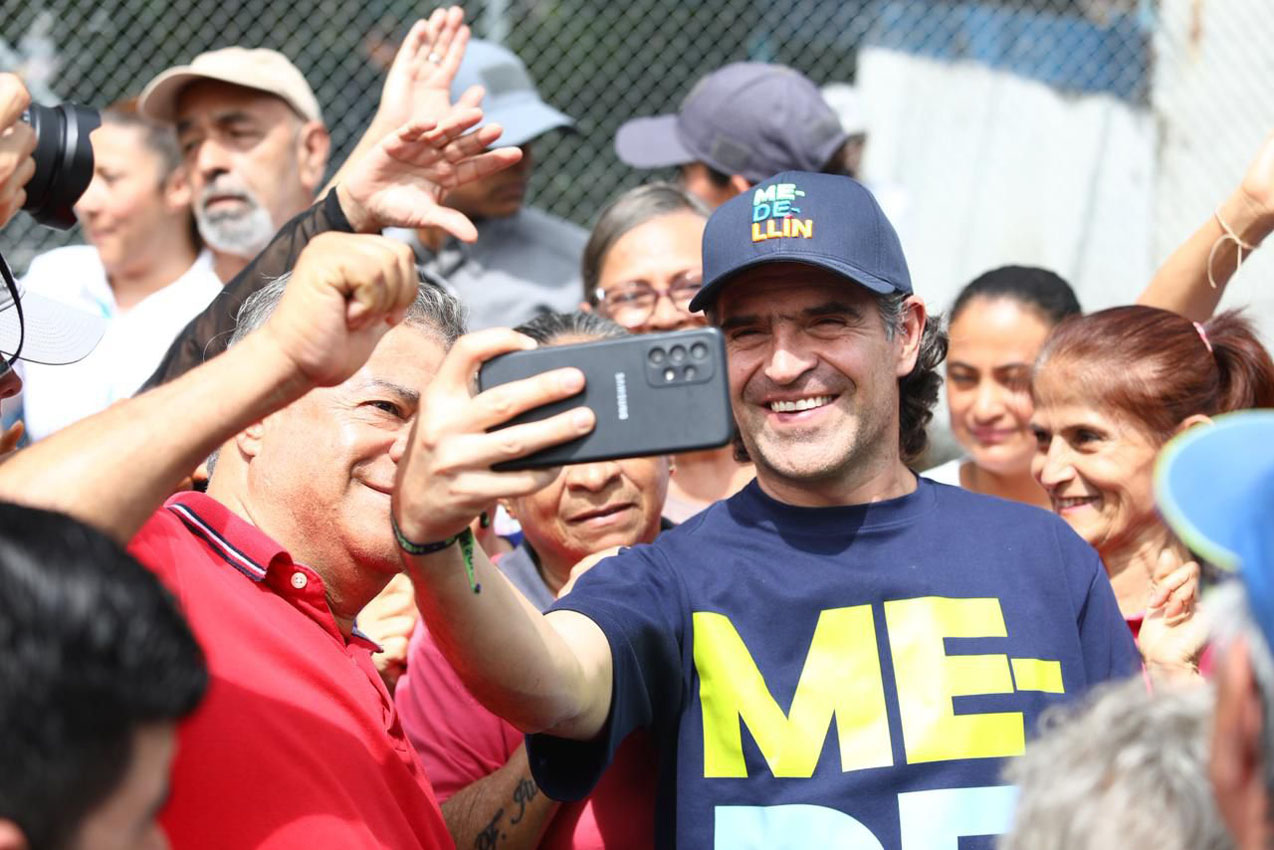 Imagen cancha de microfútbol renovada en Manrique (1)