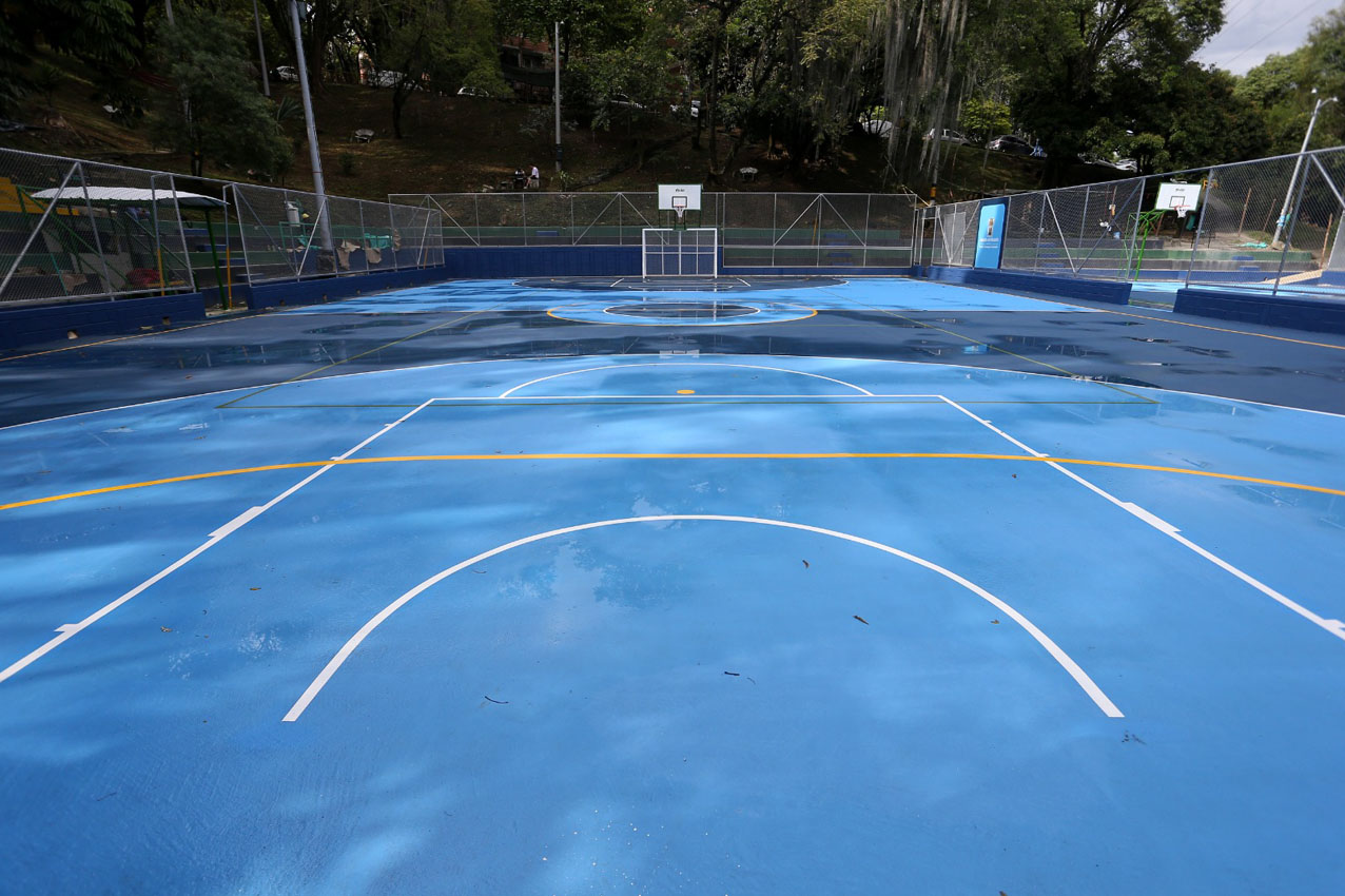 Imagen complejo deportivo Tricentenario (5)