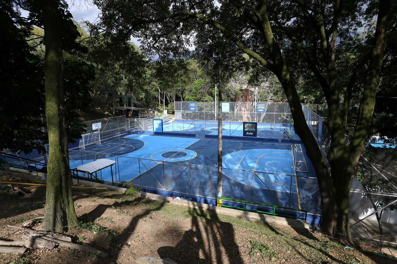 Imagen complejo deportivo Tricentenario (8)