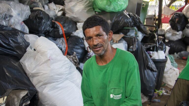 Imagen el reciclaje en sustento y en ejemplo Foto 9