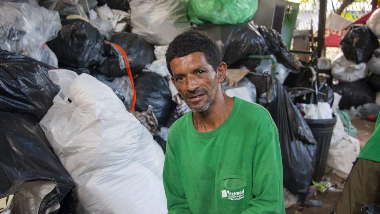 Imagen el reciclaje en sustento y en ejemplo Foto 9