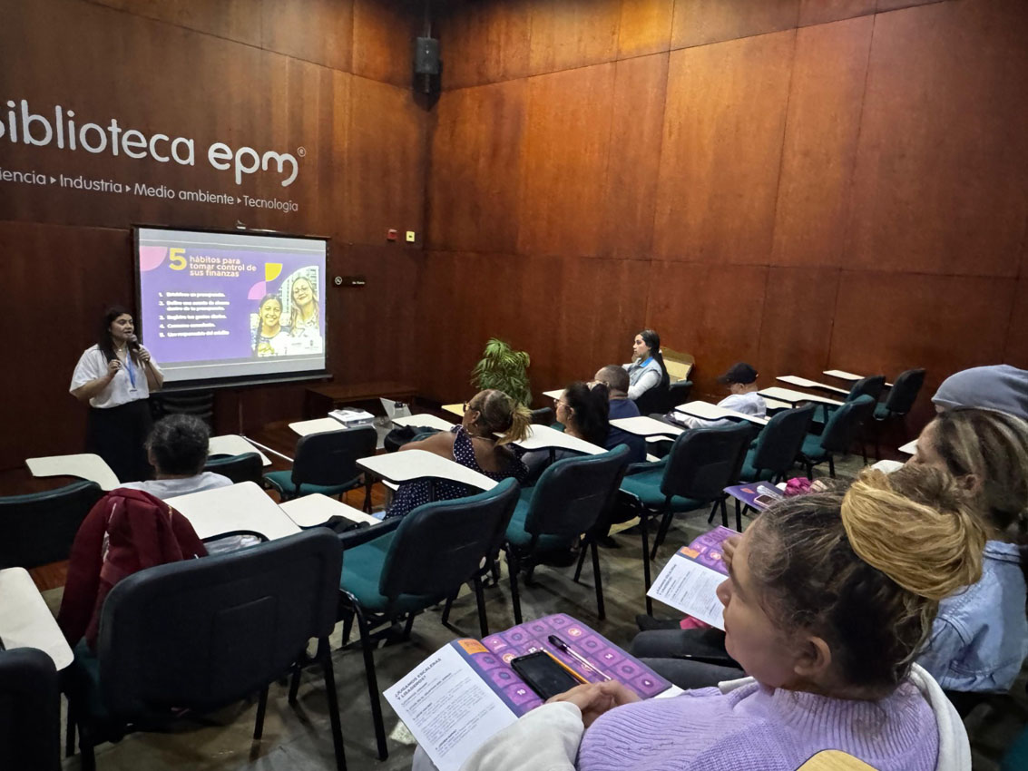 Imagen familias capacitadas compra de vivienda (2)