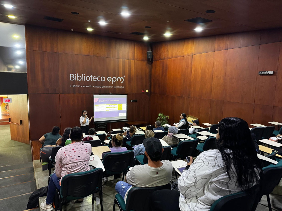 Imagen familias capacitadas compra de vivienda (3)