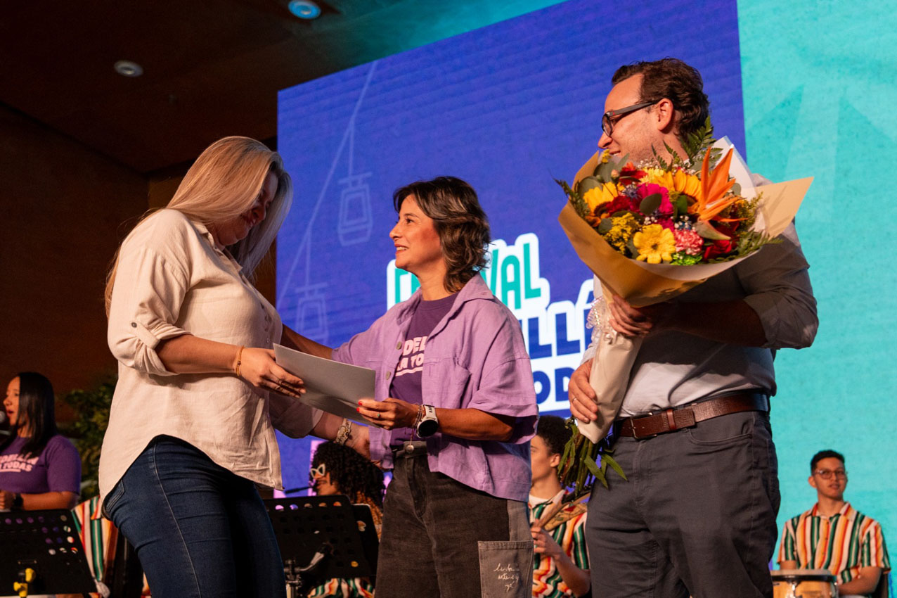 Homenaje a directoras de agrupaciones musicales Imagen homenaje a directoras de agrupaciones musicales (4)