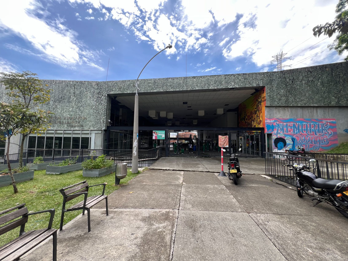 Imagen mantenimiento infraestructura educativa (5)