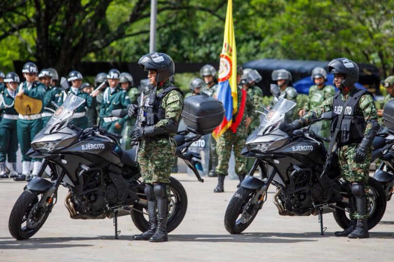 Imagen primera unidad militar motorizada de alto cilindraje en el país (5)