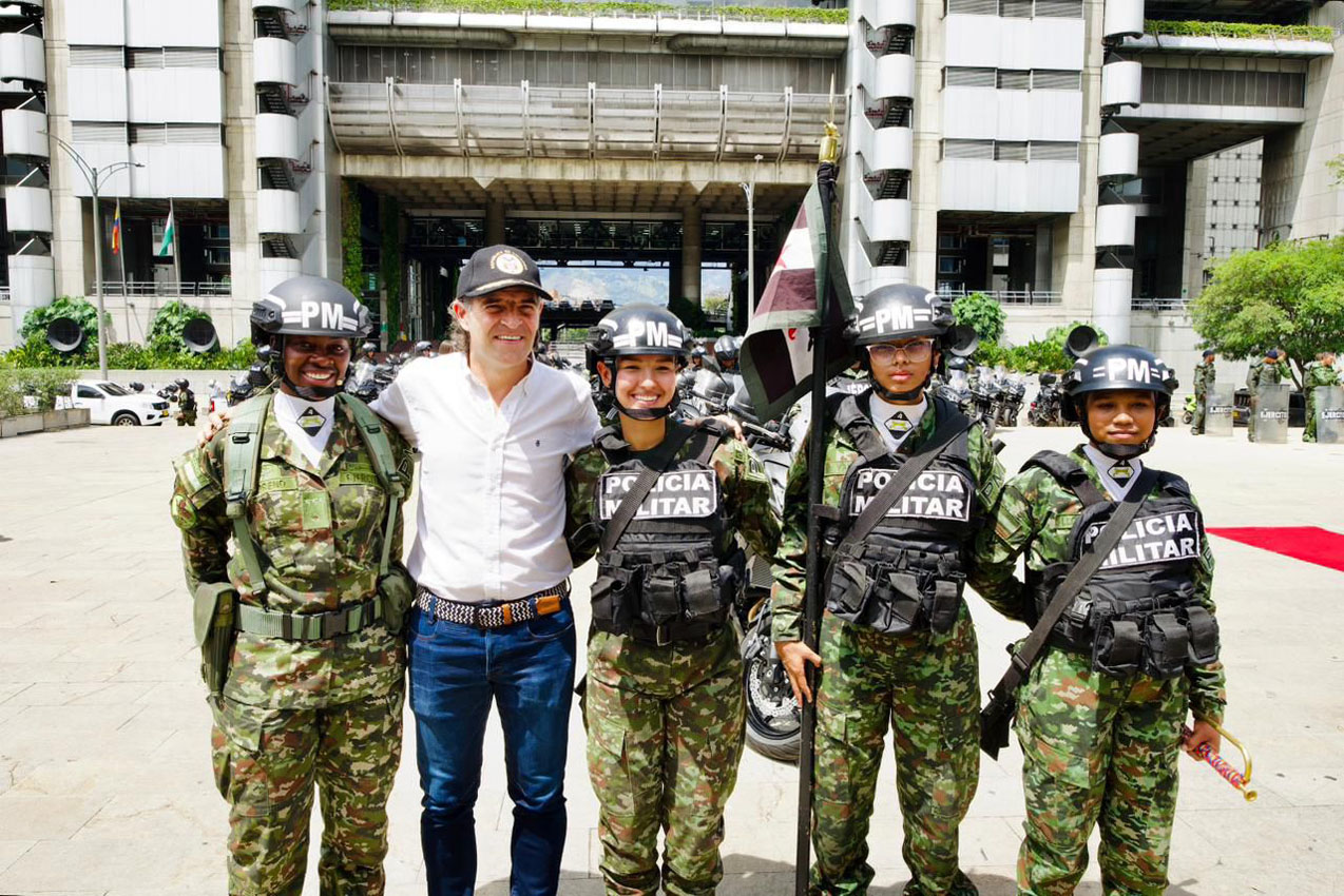 Imagen primera unidad militar motorizada de alto cilindraje en el país (6)