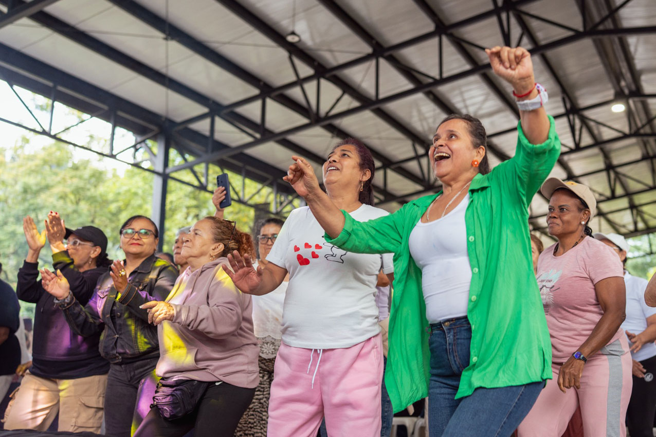 Imagen reconocimiento a 5.000 cuidadoras (7)