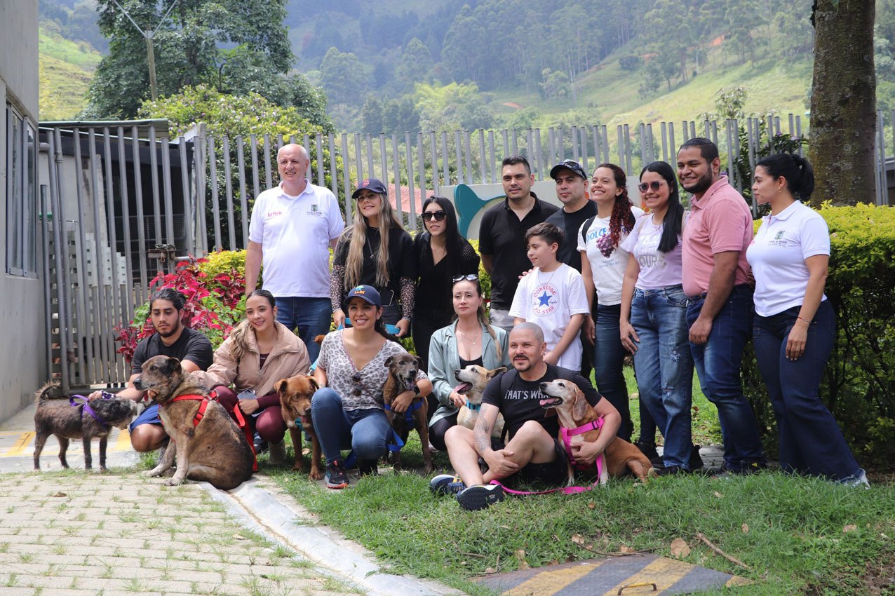 Imagen viejitos de La Perla (5)