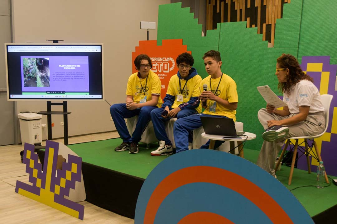 Imagen 367 estudiantes de Medellín exhibieron su talento (1)