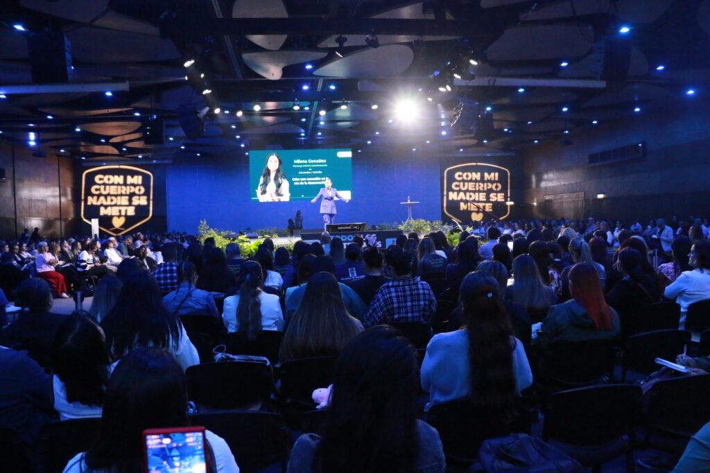 Imagen Crianza Respetuosa con @Unamamápsicóloga (9)