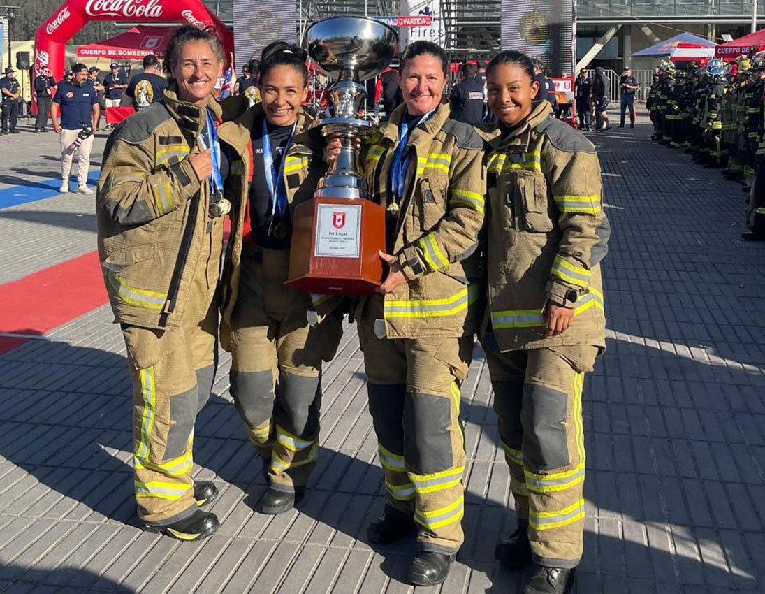 Medellín primeros puestos en Desafío Internacional de Bomberos en Chile Imagen Medellín primeros puestos en Desafío Internacional de Bomberos en Chile (2)