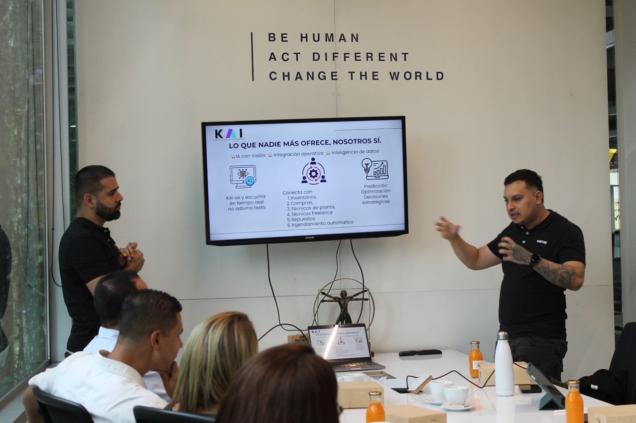 Ruta N conecta ocho startups de Medellín Imagen Ruta N conecta ocho startups de Medellín para soluciones tecnológicas (3)