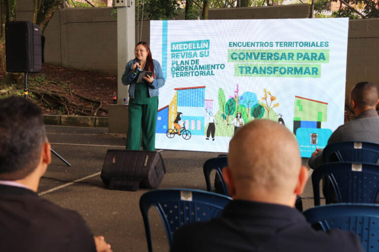 Imagen encuentro territoriales del POT con ciudadanos