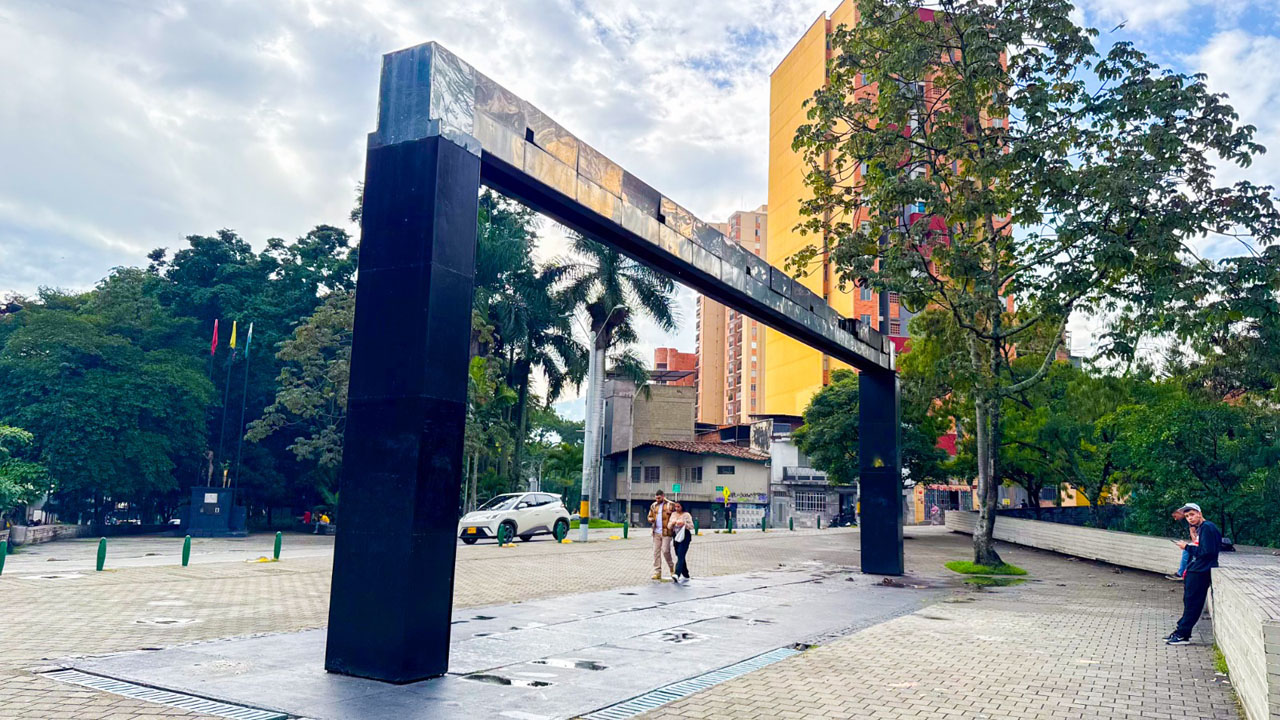Pantalla de agua Bicentenario Imagen pantalla de agua Bicentenario se transforma en ventana natural (2)