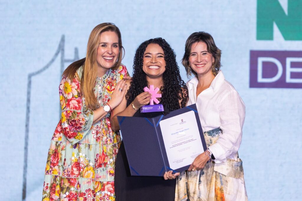 Imagen reclusas de la cárcel El Pedregal de Medellín SHAYDIER