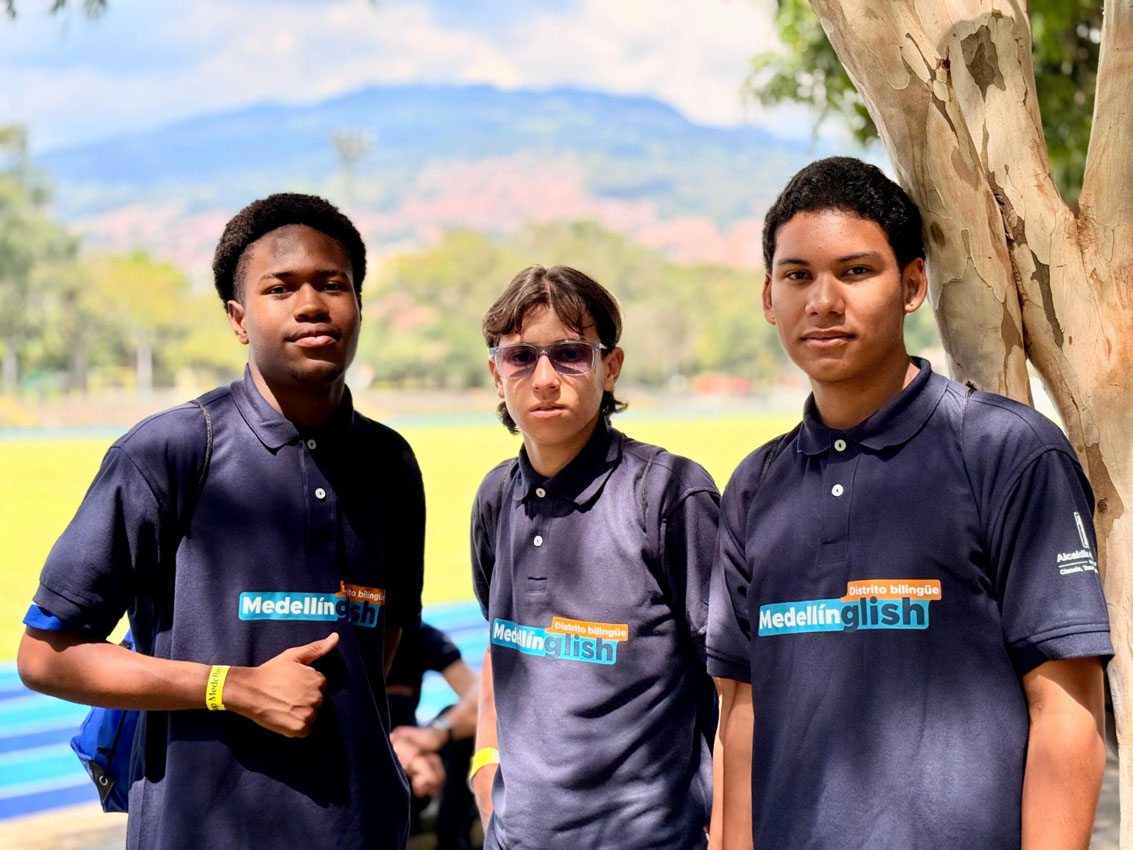 Next Stop Next Stop Medellín formó a 420 estudiantes para afianzar el bilingüismo y la creación audiovisual (5)