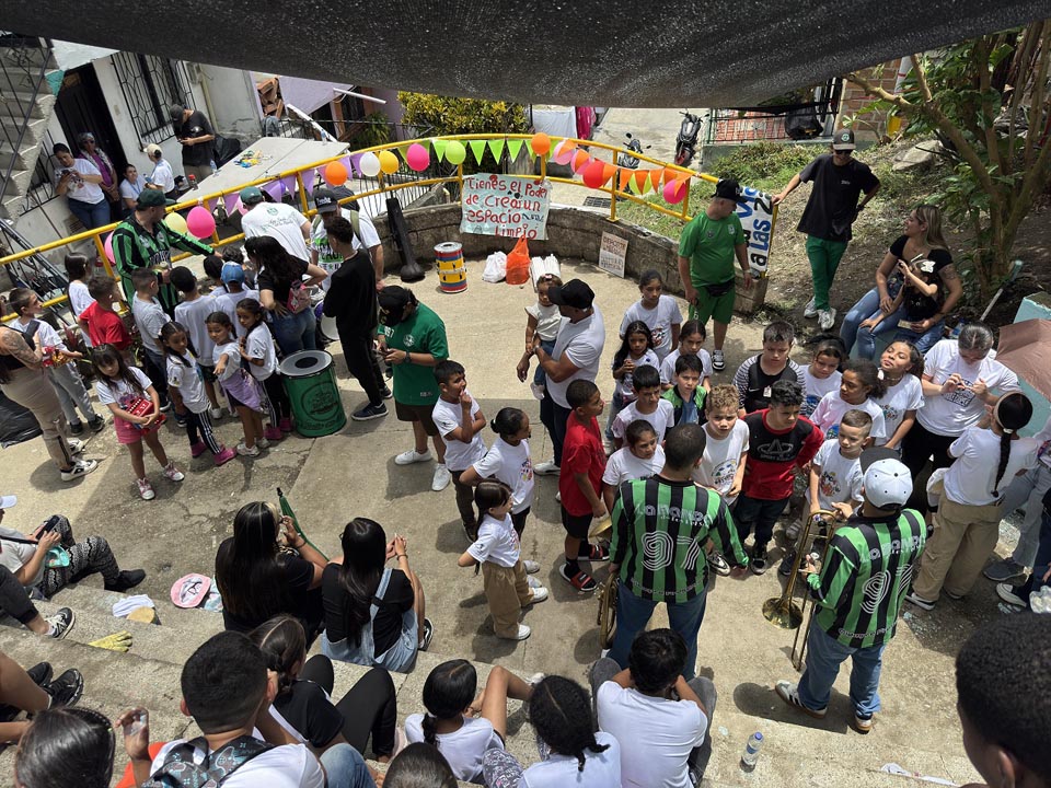 el arte y la cultura reviven en el Teatro Libre del barrio Picachito