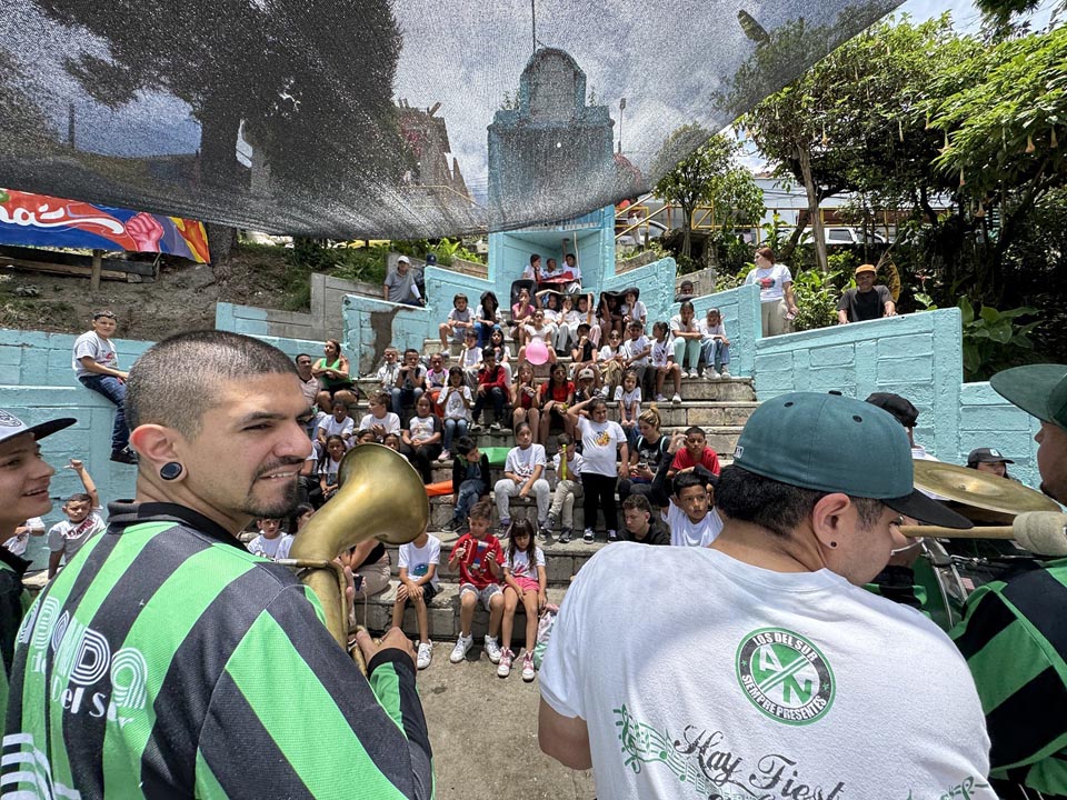 el arte y la cultura reviven en el Teatro Libre del barrio Picachito