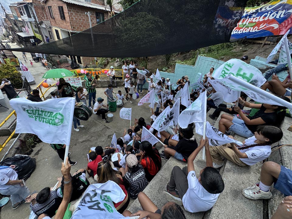el arte y la cultura reviven en el Teatro Libre del barrio Picachito