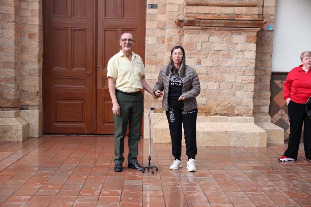 Carlos Correo conductor de bus Imagen “El Padre”, con tres décadas al frente del volante (5)