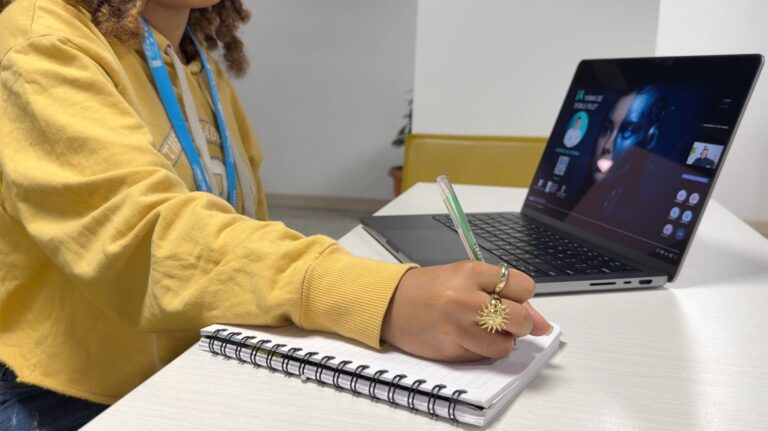 Imagen Medellín avanzó en la transformación digital de su talento público (1)