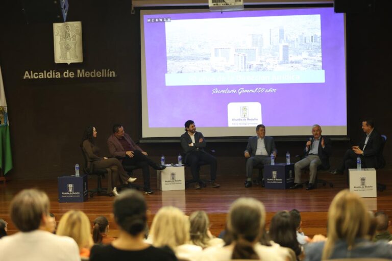 Imagen Medellín conmemora 50 años del direccionamiento jurídico (1)