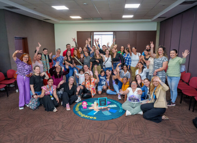 Imagen Tejiendo Hogares (3)