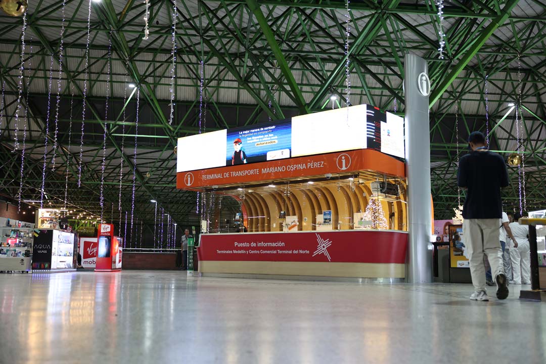 Imagen Terminales Medellín en Navidad (17)