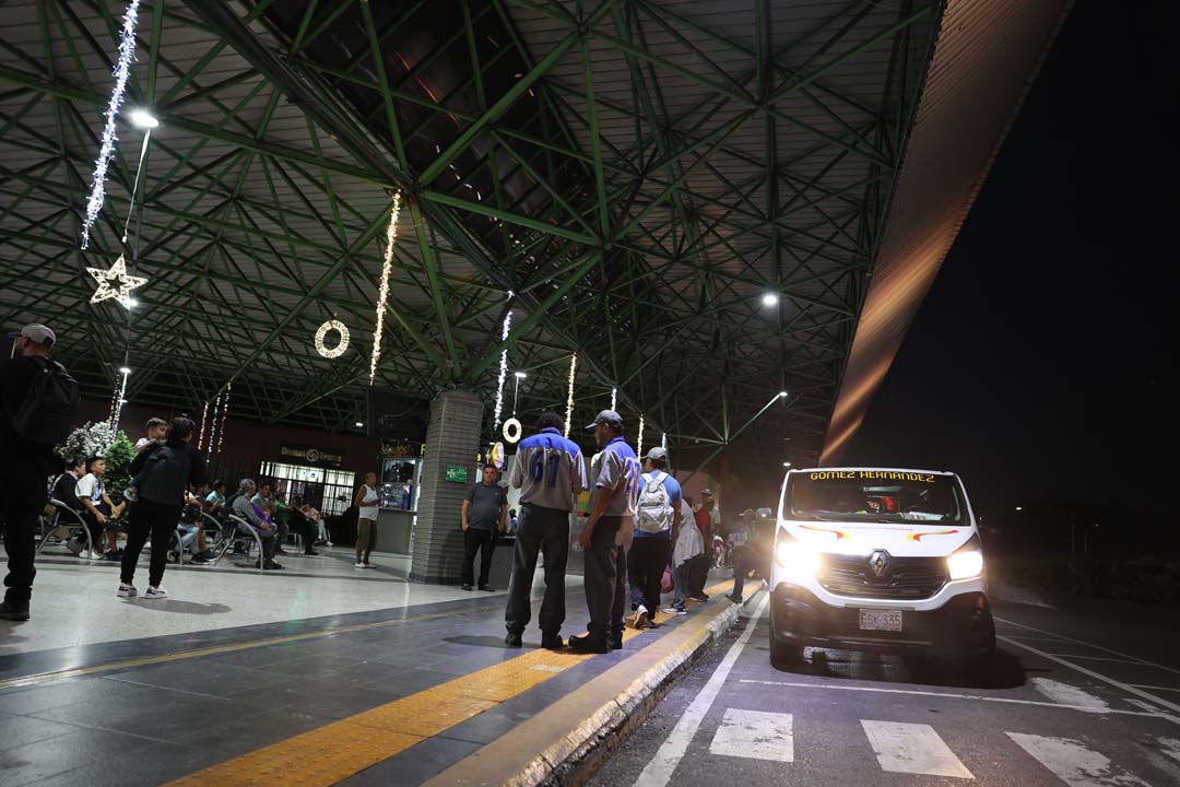 Imagen de terminal en Navidad