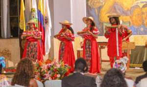 Imagen de grupo musical femenino