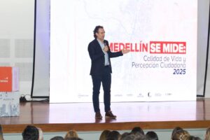 Imagen informe de Medellín Cómo Vamos alcalde Federico Gutiérrez