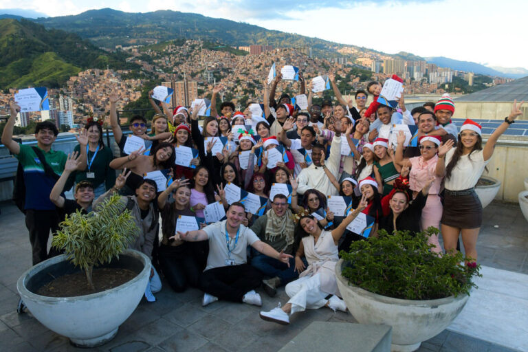 Imagen líderes estudiantiles recibieron reconocimiento (1)