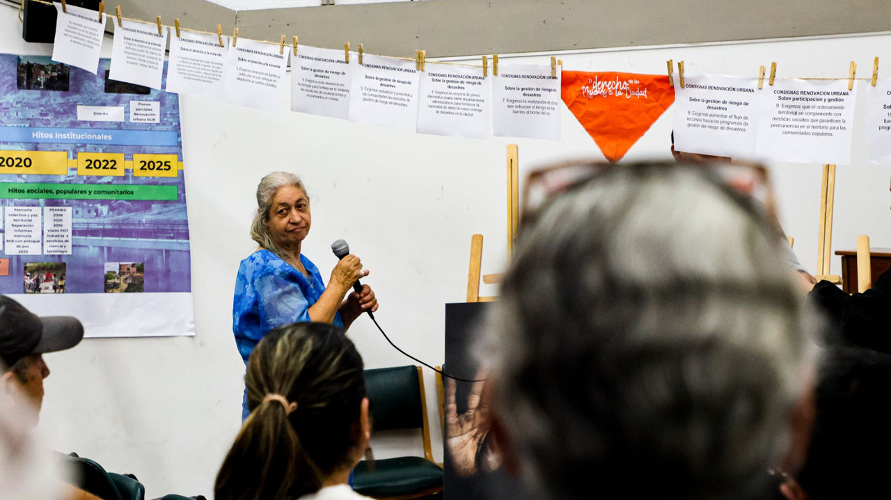 Imagen organizaciones sociales y comunitarias entregaron propuestas para POT (1)