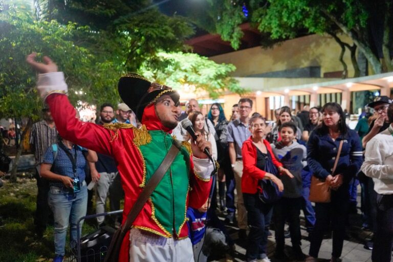 La Navidad iluminó el Centro de Medellín