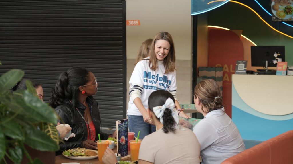 Campaña para disminuir la cantidad de comida que termina en la basura