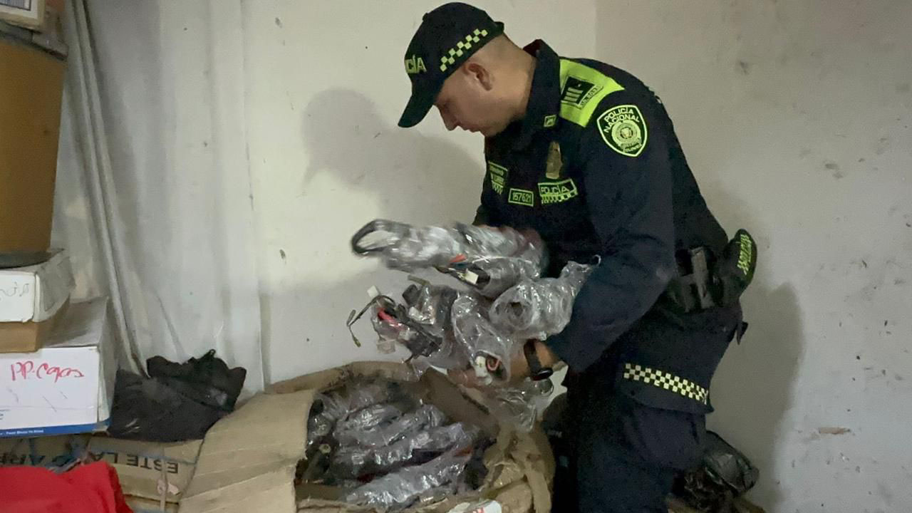 Imagen Desmantelada bodega ilegal con autopartes robadas (4)