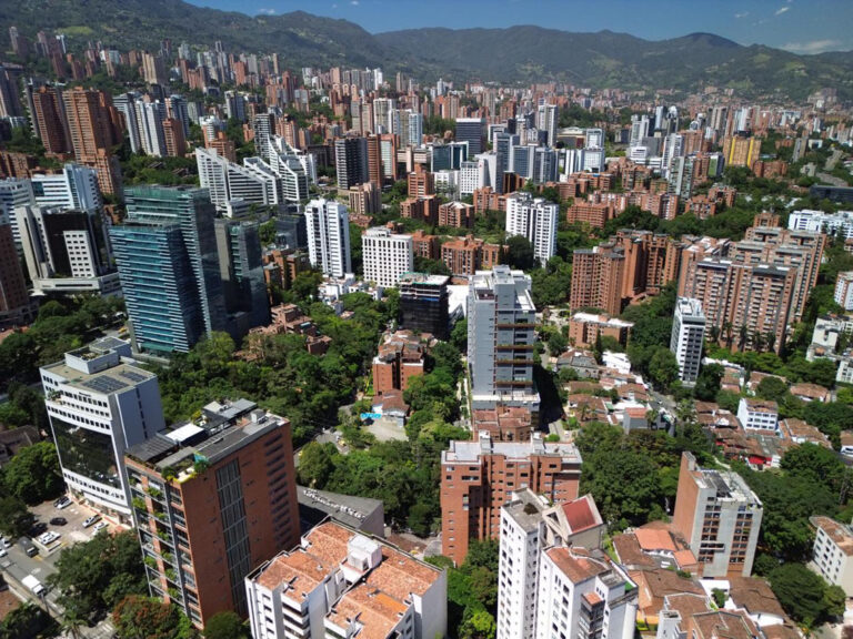 Imagen El Poblado (4)