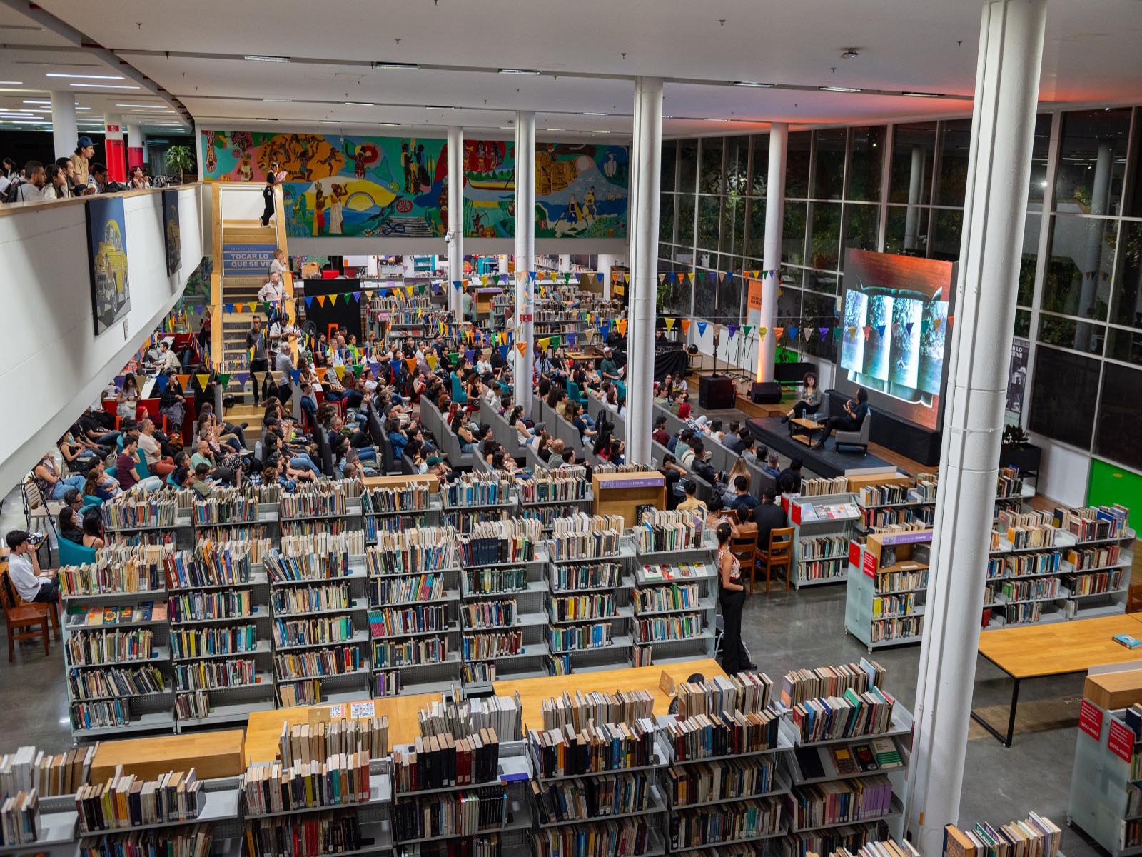 Imagen Qué hay para hacer en Medellín BIBLIOTECAS 1.2