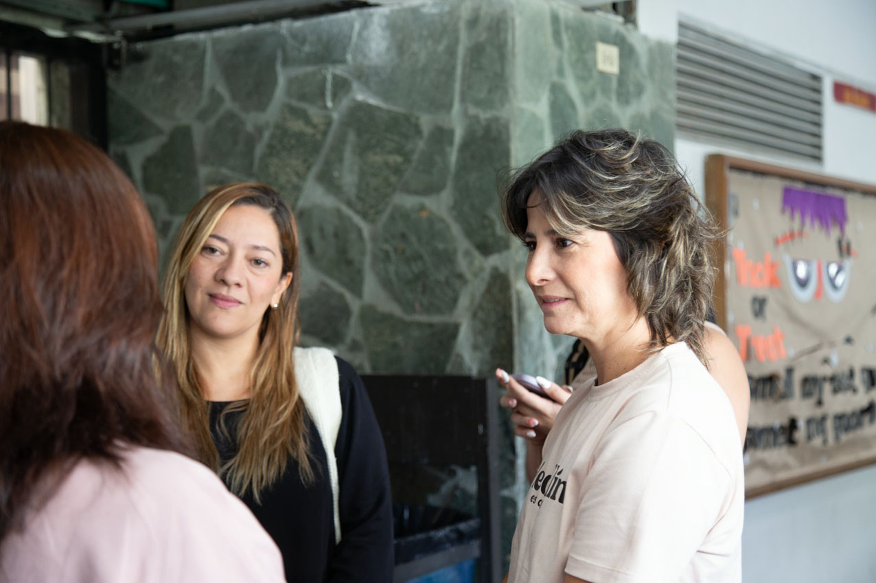 Imagen mujeres de Medellín podrán terminar sus estudios (2)