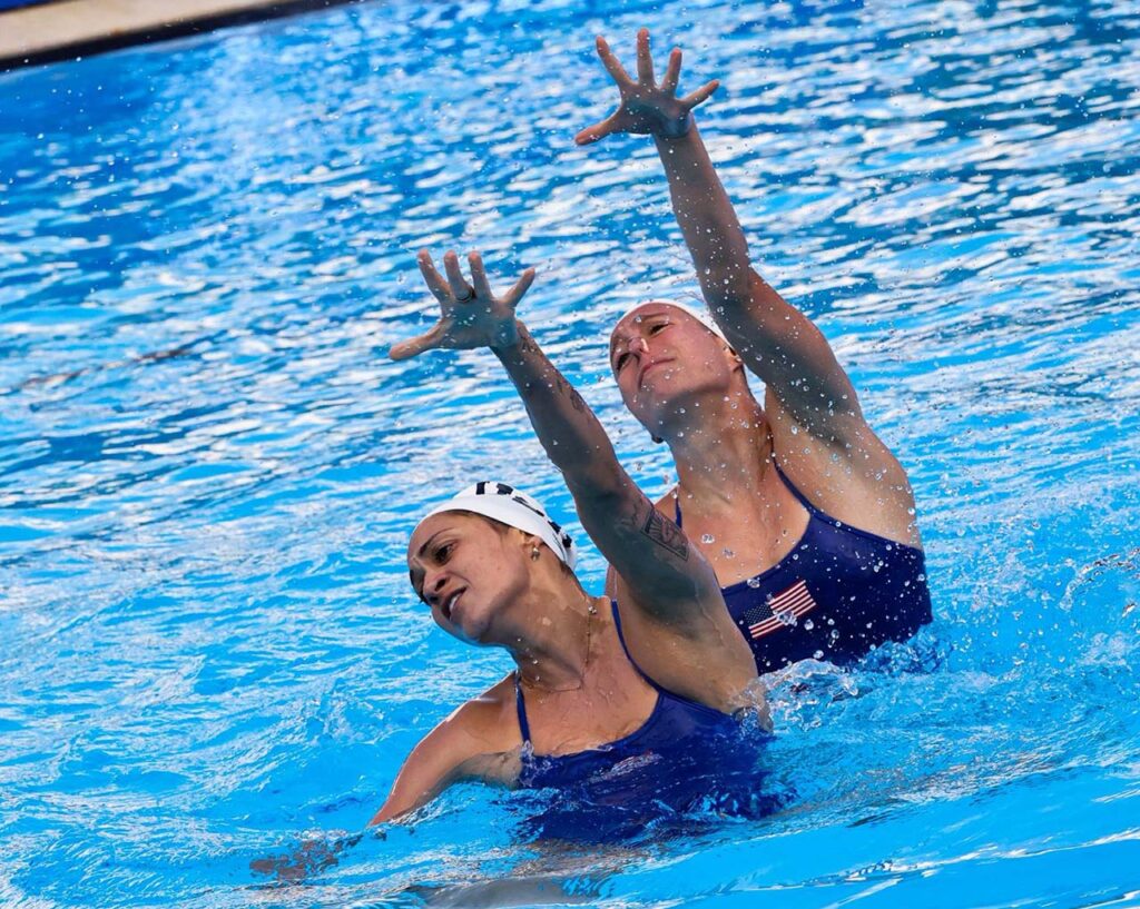 Imagen Ana Paula y compañera