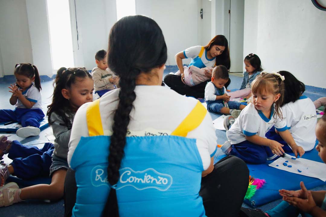 Imagen Federico y sus primeros pasos en Buen Comienzo (26)