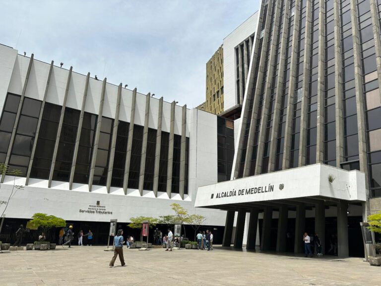 Imagen La Alcaldía de Medellín habilitará atención al público durante dos sábados por ajuste temporal de horarios (2)