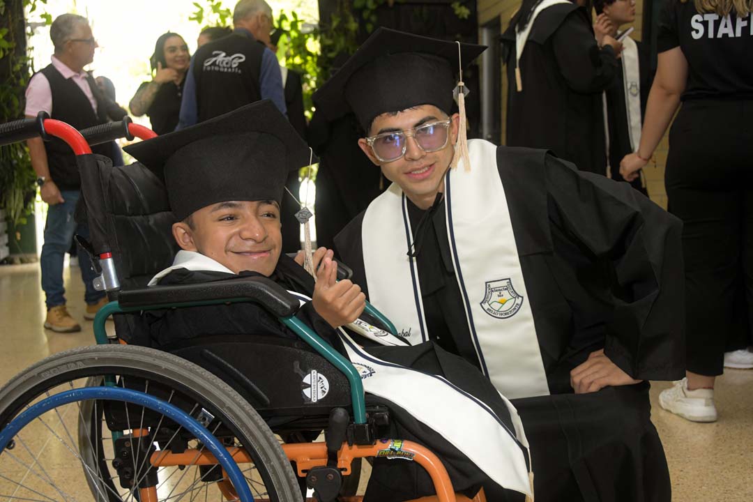 Imagen La voluntad de acero venció a la enfermedad de los huesos de cristal AMIGO