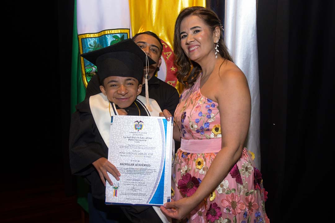 Imagen La voluntad de acero venció a la enfermedad de los huesos de cristal DIPLOMA