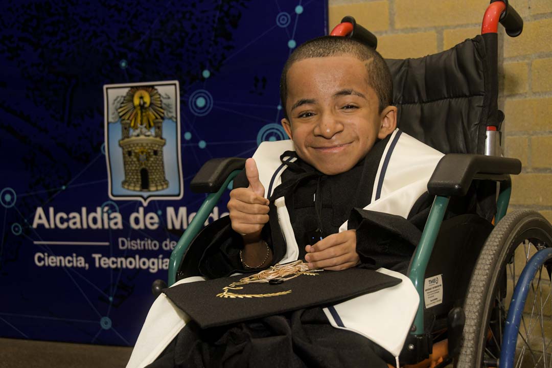 Imagen La voluntad de acero venció a la enfermedad de los huesos de cristal PULGAR