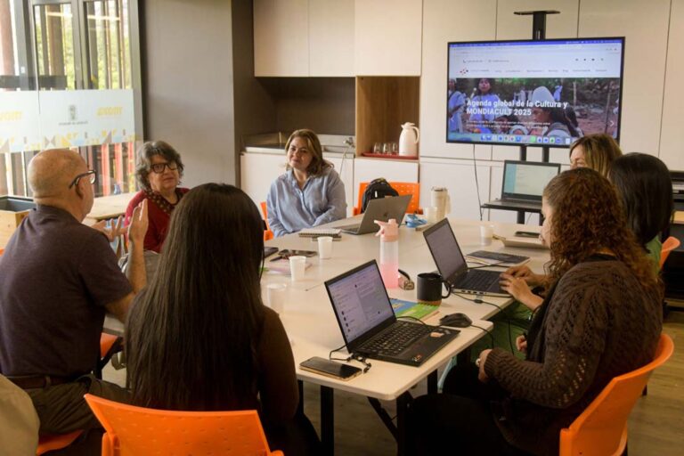 Imagen Medellín renueva alianza público privada (1)